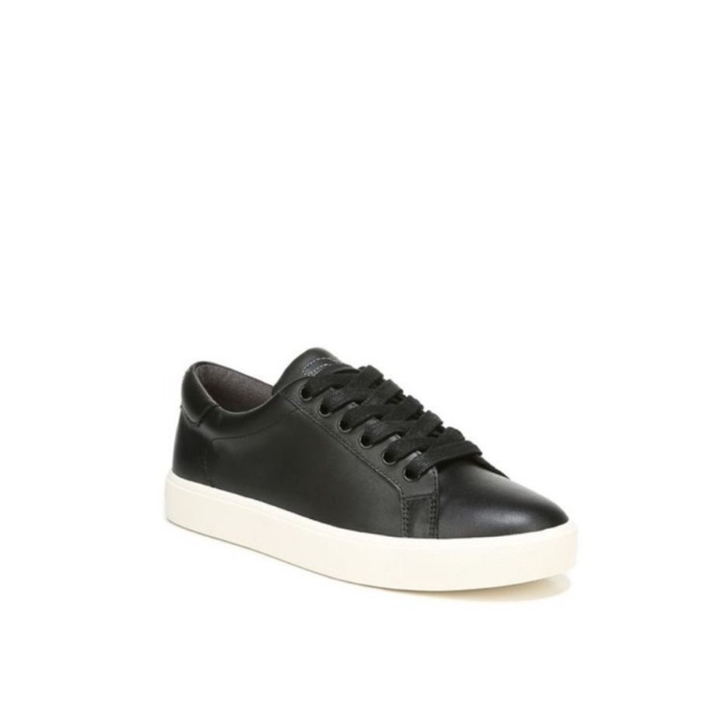Sam Edelman black sneaker